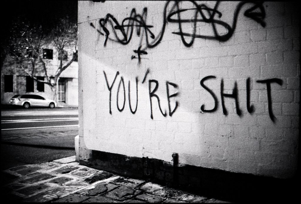 Figura 4. “Free personality test”. Foto di Jes Mugley, distribuita con licenza Creative Commons. http://www.flickr.com/photos/mugley/ Figura 4. “Free personality test”. Foto di Jes Mugley, distribuita con licenza Creative Commons. http://www.flickr.com/photos/mugley/