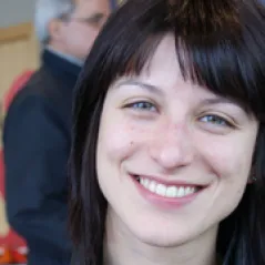 Profile picture for user Lara Bardi