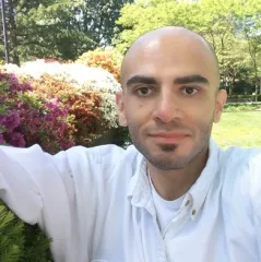 Profile picture for user Arash Emamzadeh