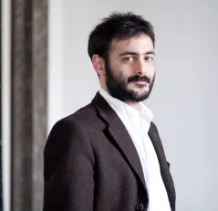 Profile picture for user Lorenzo Di Natale